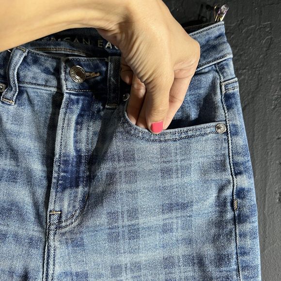 American Eagle Jeans Women Size 00R Blue Medium Wash Plaid Print Stretch 90s Y2K - Picture 3 of 16